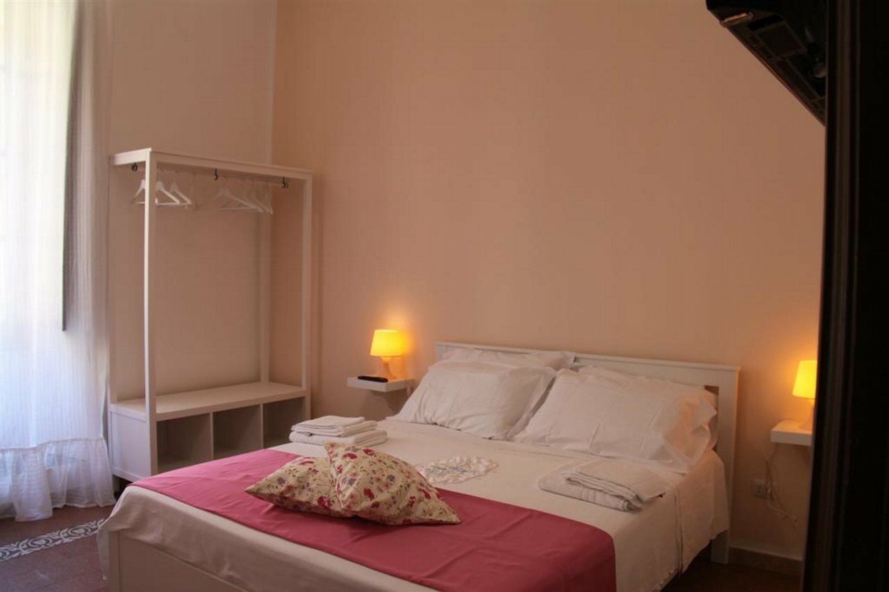B&B Le Porte Di Napoli Kültér fotó