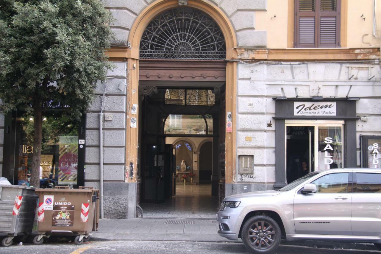 B&B Le Porte Di Napoli Kültér fotó